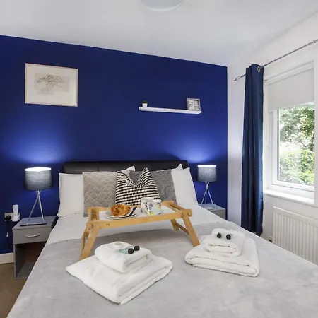 1 Liber House With Free Onsite Parking Feriehus