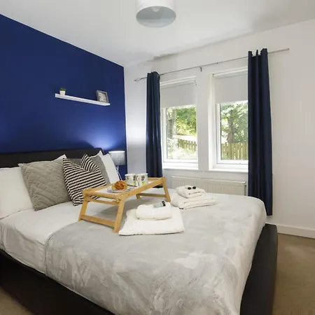 1 Liber House With Free Onsite Parking