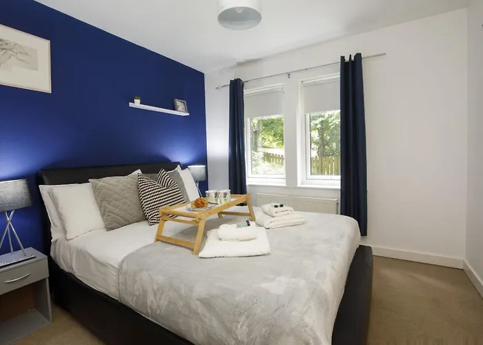 1 Liber House With Free Onsite Parking